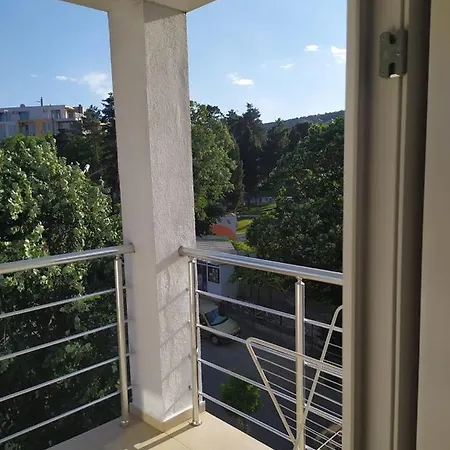 בית הארחה Къща За Гости Вила Пепина אובזור